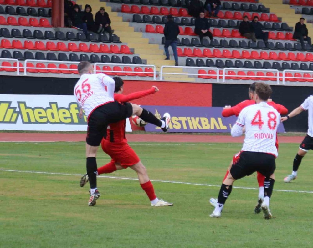 Tff 2. Lig: Kastamonuspor: 1 - 24 Erzincanspor: 0