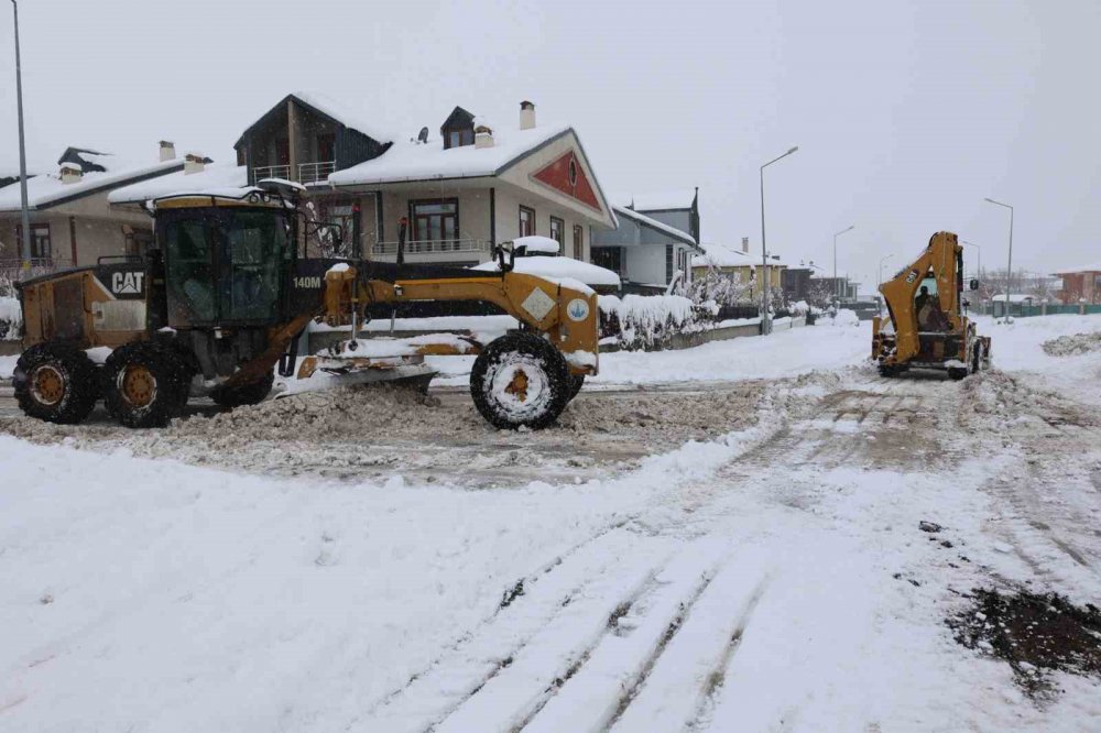 Aziziye’de Karla Mücadele Seferberliği