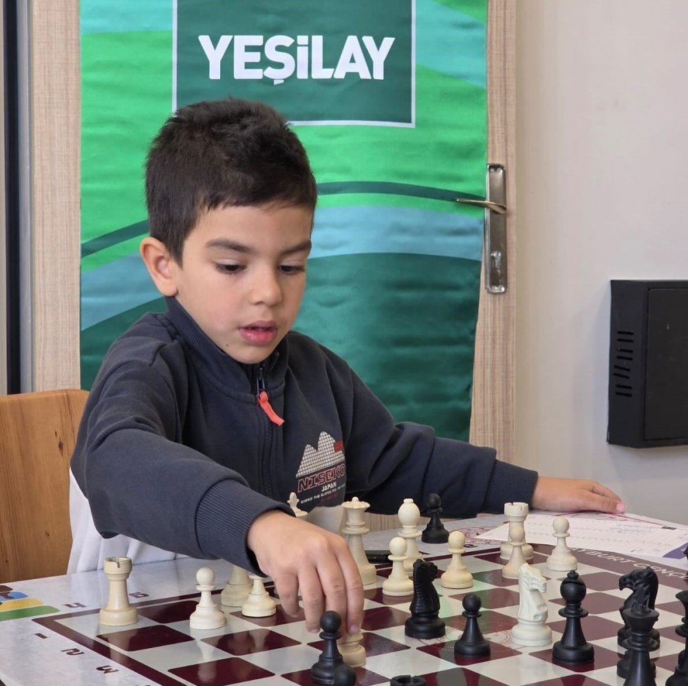 Yeşilay Satranç Turnuvası Tamamlandı