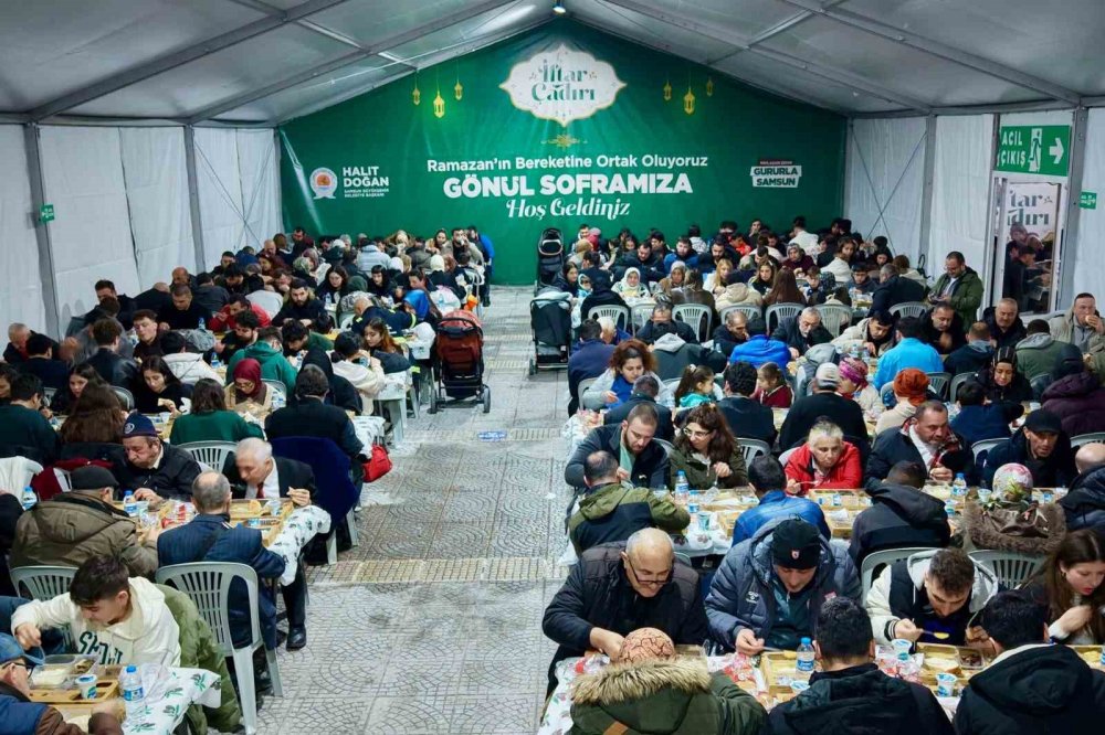 Samsun’da Her Gün 15 Bin Kişilik İftar Sofrası Kuruluyor