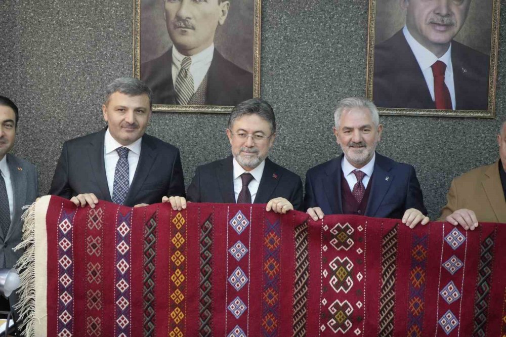 Bakan Yumaklı: "gübre Stoklarımızda Herhangi Bir Problem Yok"