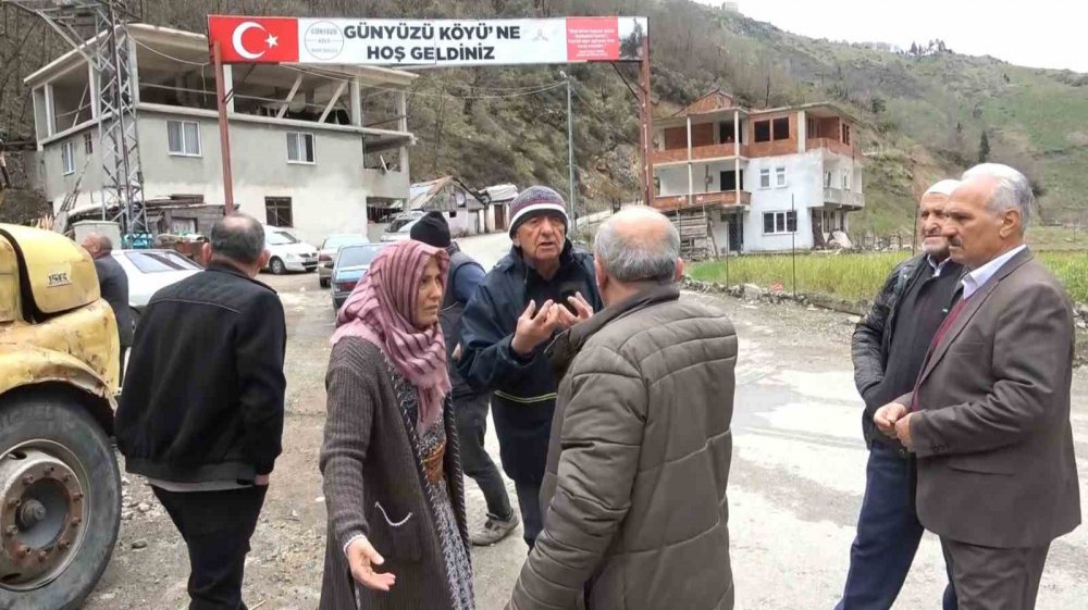 İdari Bağlılık Krizi, Köyü İkiye Böldü