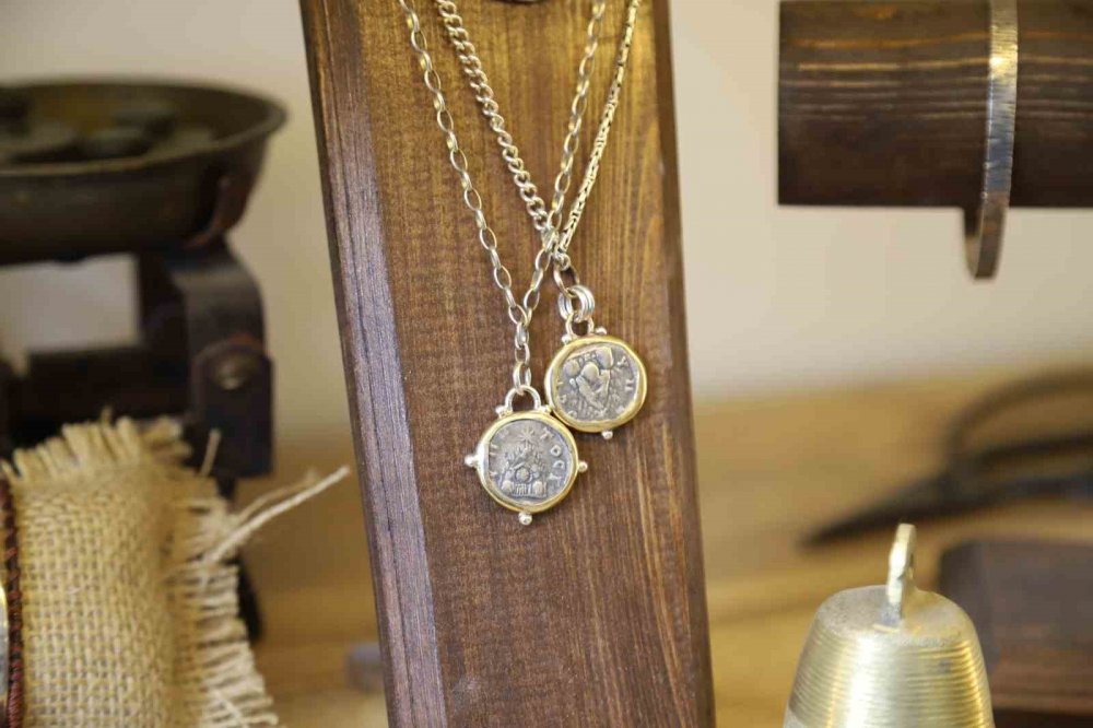 Yüksek Mimarlığı Bıraktı, Sadekarlıkla Yeni Bir Hayat Kurdu