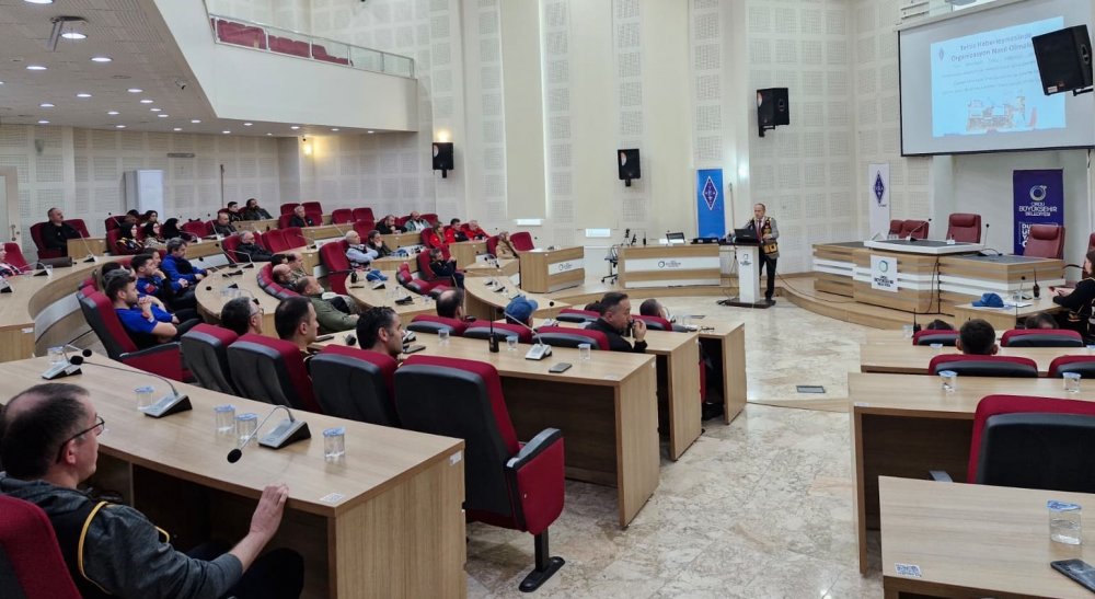 Ordu’da ‘afet Haberleşmesi Ve Telsiz Kullanımı’ Konferansı