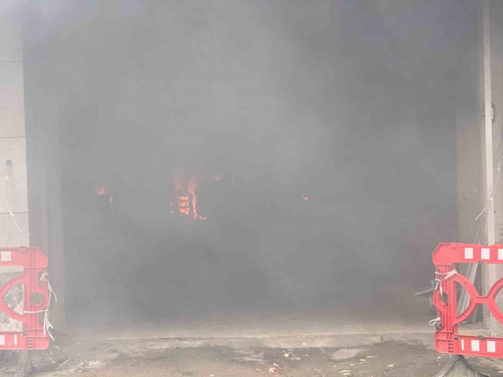 Rize’de İnşaatta Çıkan Yangın Korkuttu