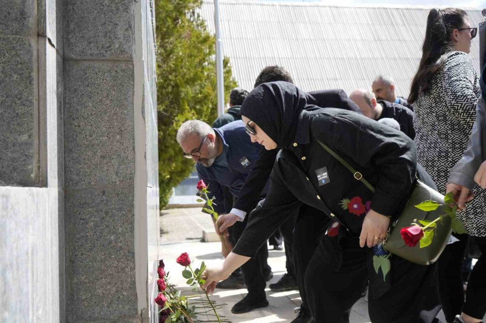 Gümüşhaneliler Kahramanmaraş’ın Acısını Paylaştılar
