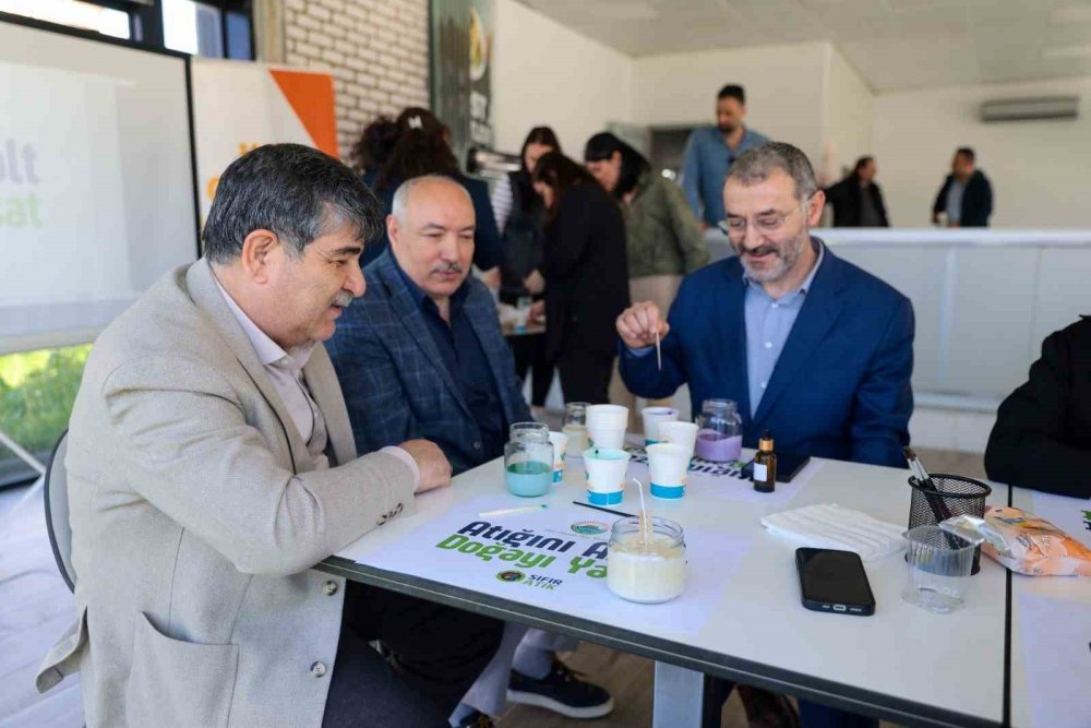 Cam Atıklar Değerleniyor, Kavanozlar Mum Oluyor