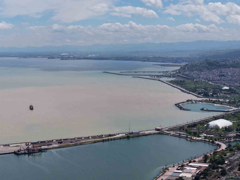 Mayıs Yağmurları Karadeniz’i Çamura Boyadı