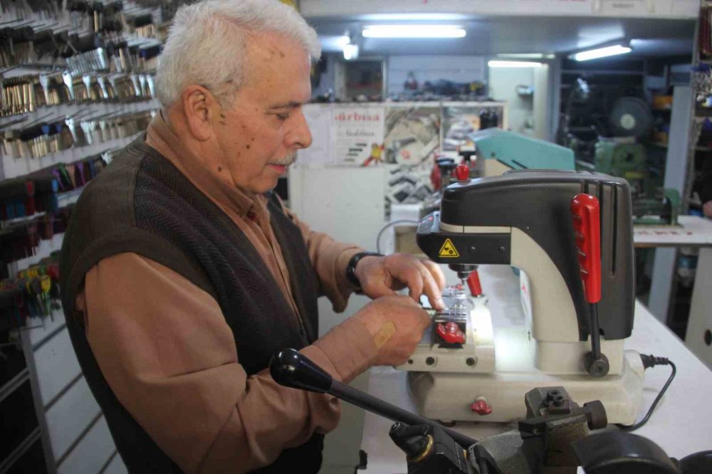 Ordulu Çilingir Ustası, 53 Yıldır Mesleğini Sürdürüyor