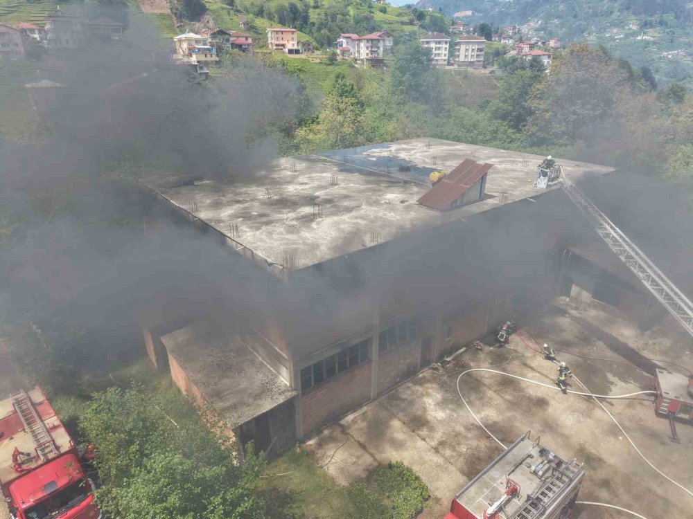 Of’ta Gerçeğini Aratmayan Yangın Tatbikatı
