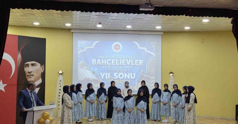Kur’an Kursu’nda Yıl Sonu Coşkusu