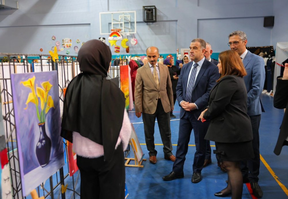Bayburt’ta Öğrencilerin Yıl Boyunca Hazırladığı Ürünler Sergilendi