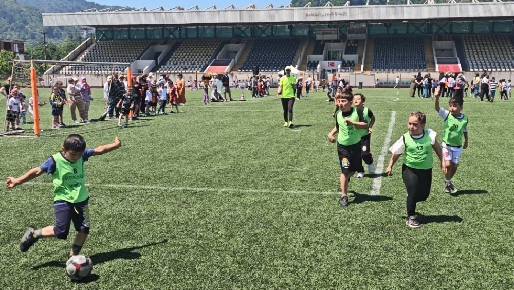 Artvin’de Fair-play Kazandı: 14. Grassroots Futbol Şenliği Tamamlandı