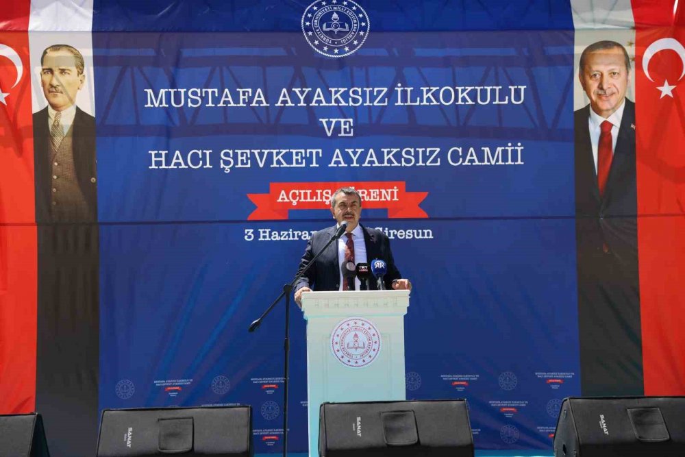 Bakan Yusuf Tekin Giresun’da Hayırsever Desteğiyle Yapılan Okul Ve Camiyi Hizmete Açtı