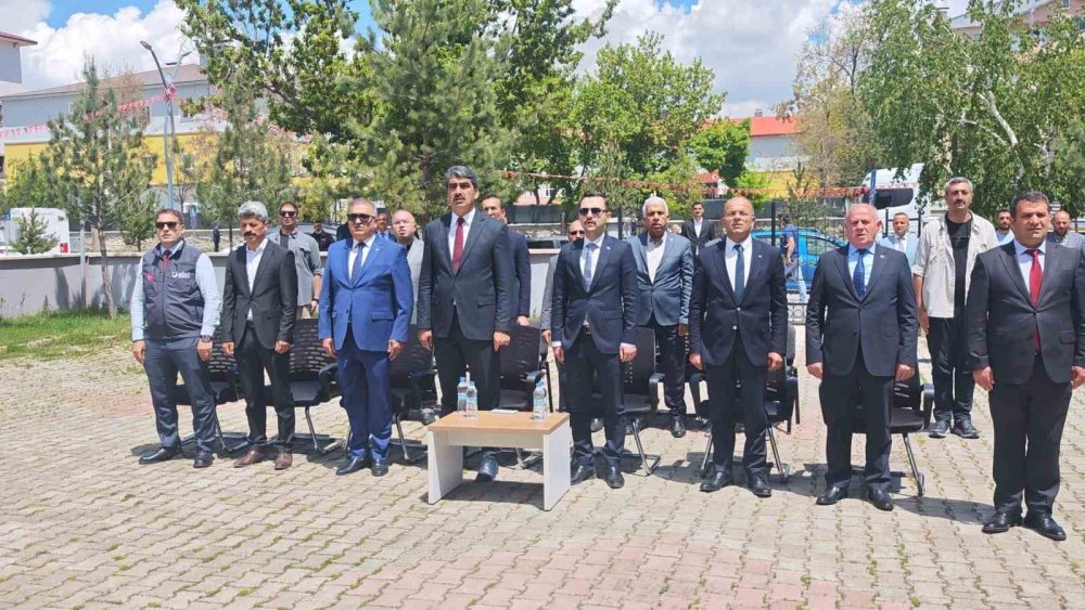 Aşkale’de Hayat Boyu Öğrenme Haftası Sergisi Açıldı