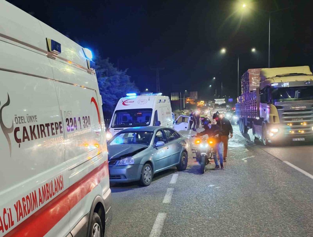 Ordu’da Kamyonet İle Otomobil Çarpıştı: 1 Ölü, 1 Yaralı