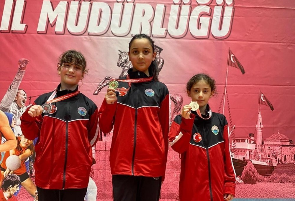Tekvando İl Şampiyonası’nda İlkadım Rüzgarı