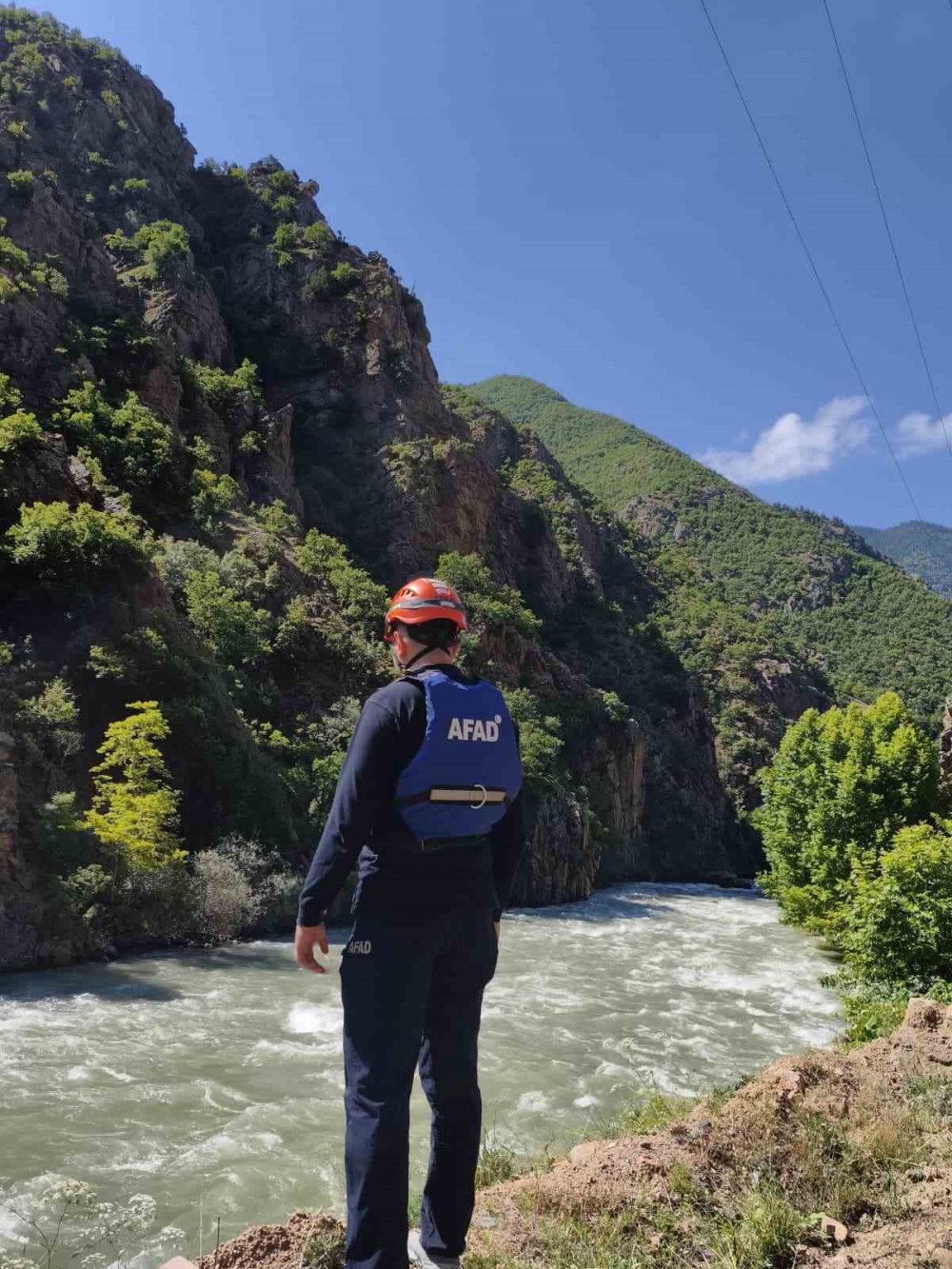 Artvin’de kayıp baba ve oğul için arama çalışmaları 9. gününde