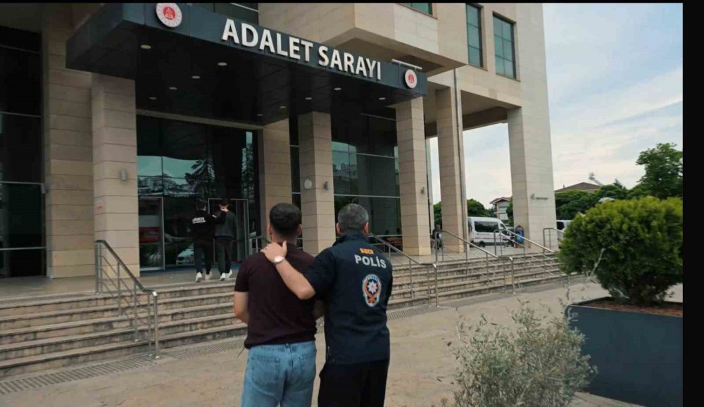 Trabzon Merkezli 11 İlde Yasadışı Bahis Ve Dolandırıcılık Operasyonu