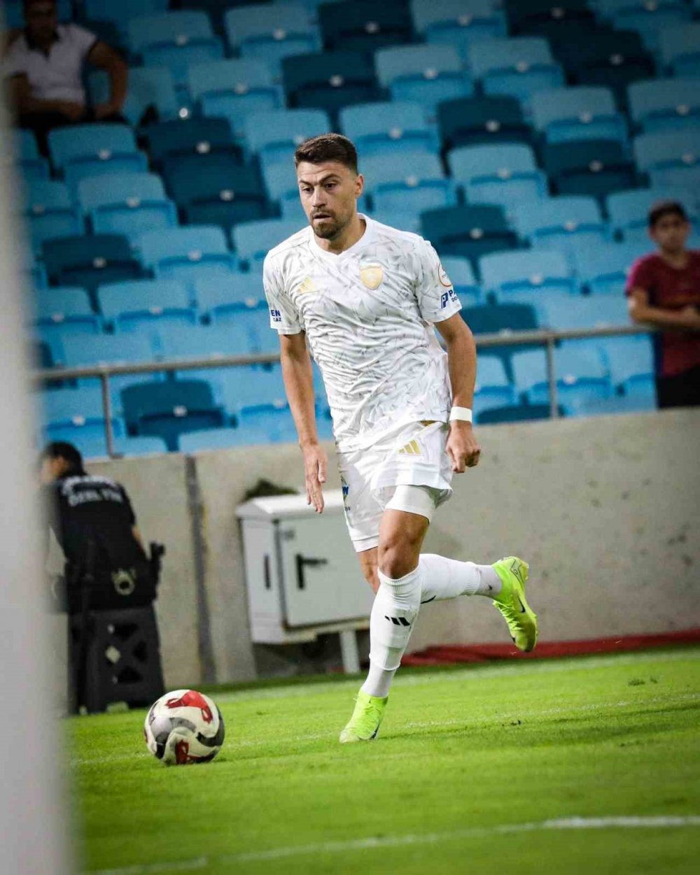 Erzurumspor Fk’da Üç İsimle Yollar Ayrıldı