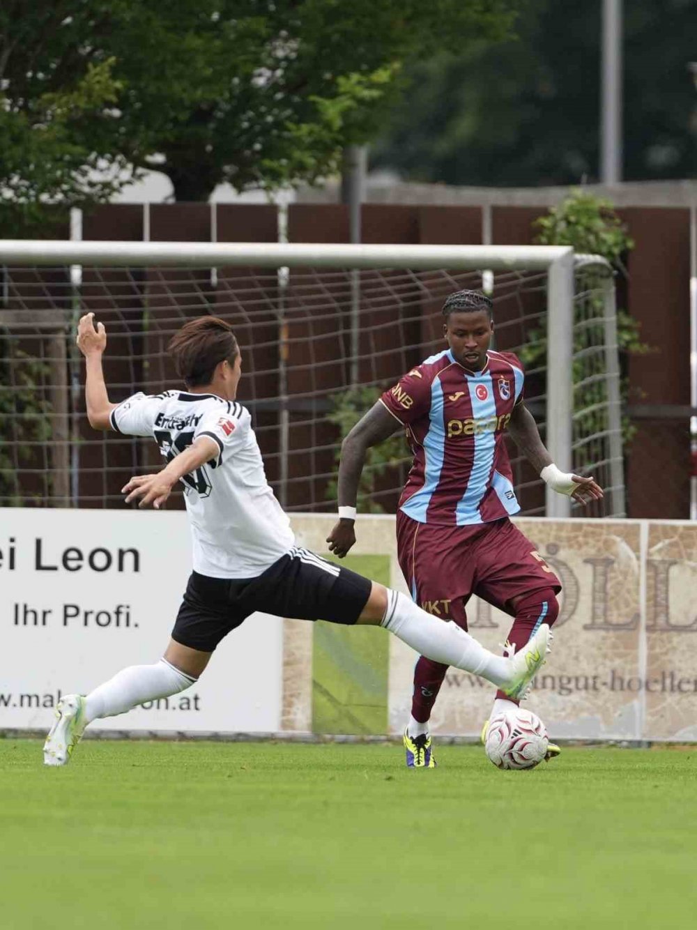Trabzonspor, Frankfurt’a 3-0 Mağlup Oldu