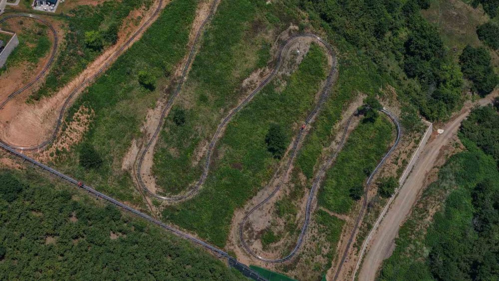 Doğu Karadeniz’in En Uzun Dağ Kızağı Trabzon’da Hizmete Açıldı