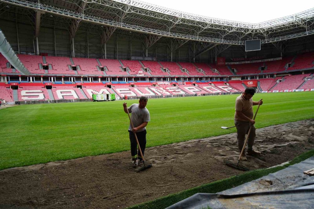 Samsunspor’un Stat Zemini Yeni Sezona Hazırlanıyor: Hibrit Çim Uygulamasına Başlandı