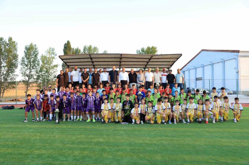 Çorum’da 400 Sporcunun Katıldığı Hitit Cup’ta Şampiyon Samsun Ekibi Oldu