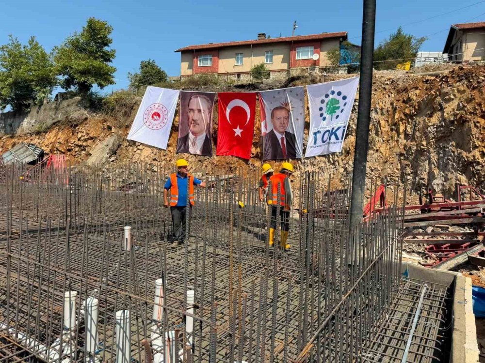 Kilimli’de 367 Toki Konutunun Temeli Atıldı