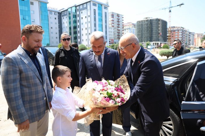 mehmet-simsek-12.jpg