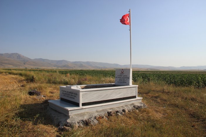 aw765665-12.jpg