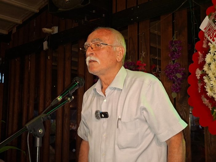 zeki-2.jpg