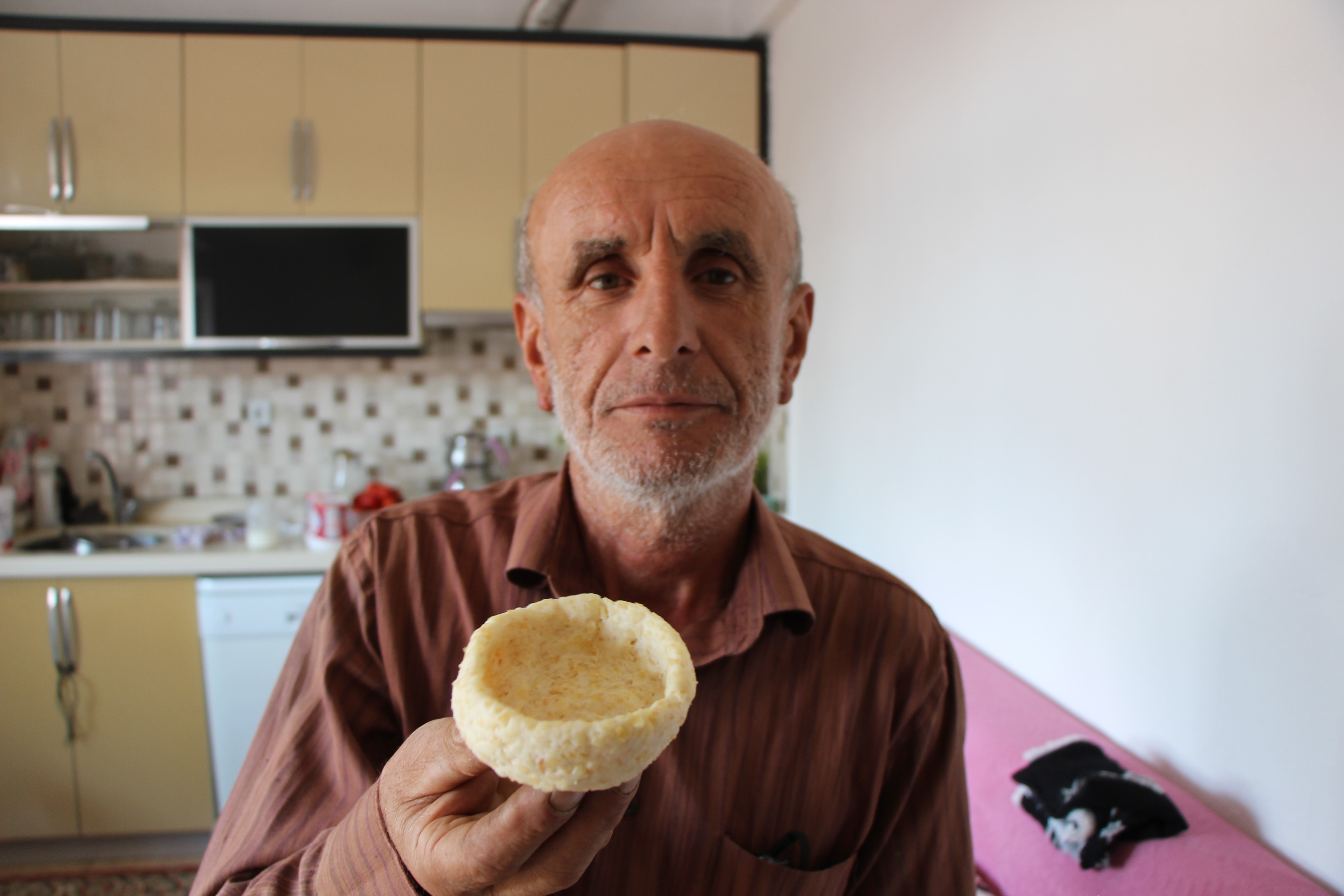 aw773957-05.jpg
