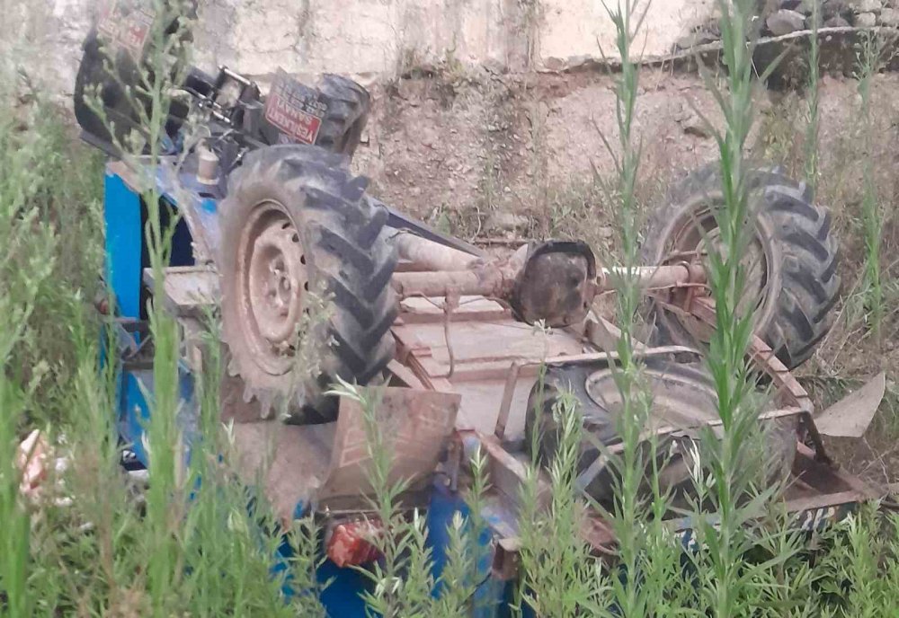 Seyir Halinde Kilitlenen Patpatla Kaza Yaptı: 1 Yaralı