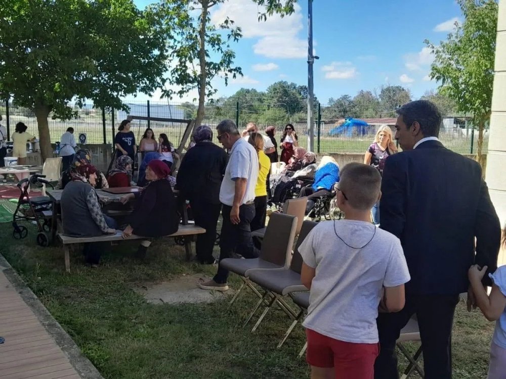 Sinop’ta Kuşaklar Arası Sevgi Köprüsü