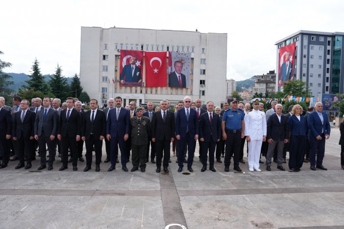 ataturk-manset-1.jpg