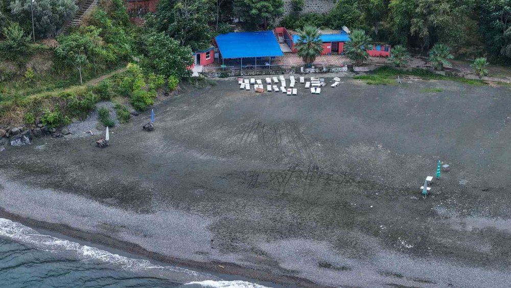 Doğu Karadeniz’de Plaj İşletmecileri Son 10 Yılın En Kötü Sezonunu Yaşadıklarını Açıkladı