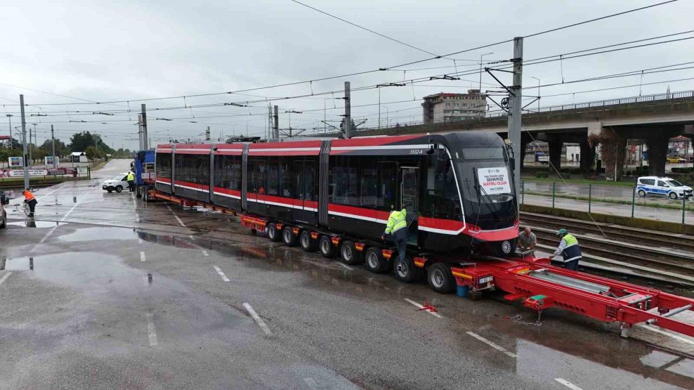 Samsun Raylarında Filo Büyüyor: Üçüncü Yeni Tramvay Da Geldi