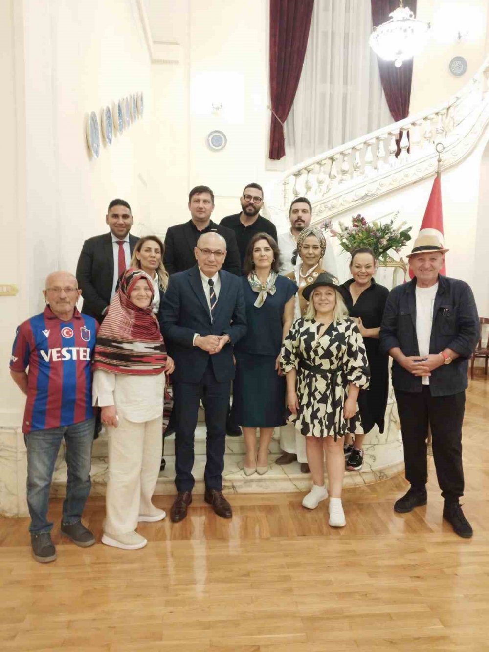 Hatice Nine’nin Sürmene’den Mısır’a Uzanan Şöhret Öyküsü