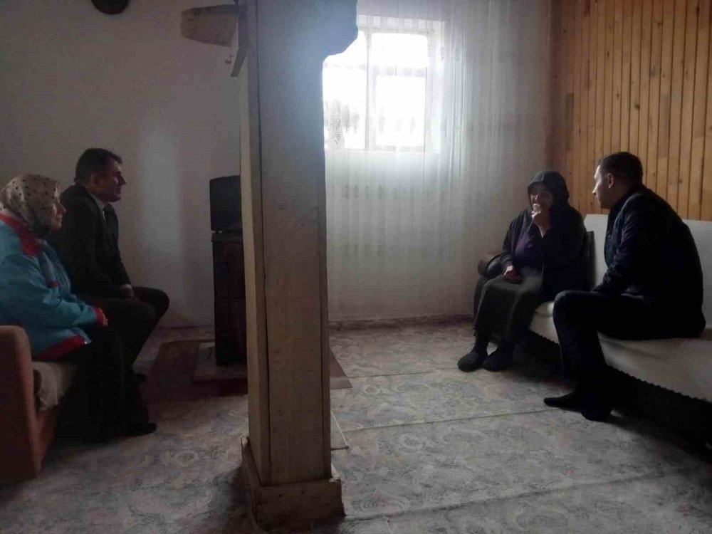 Bayburt Ve Aydıntepe’de Yaşlıların Günü Kutlandı