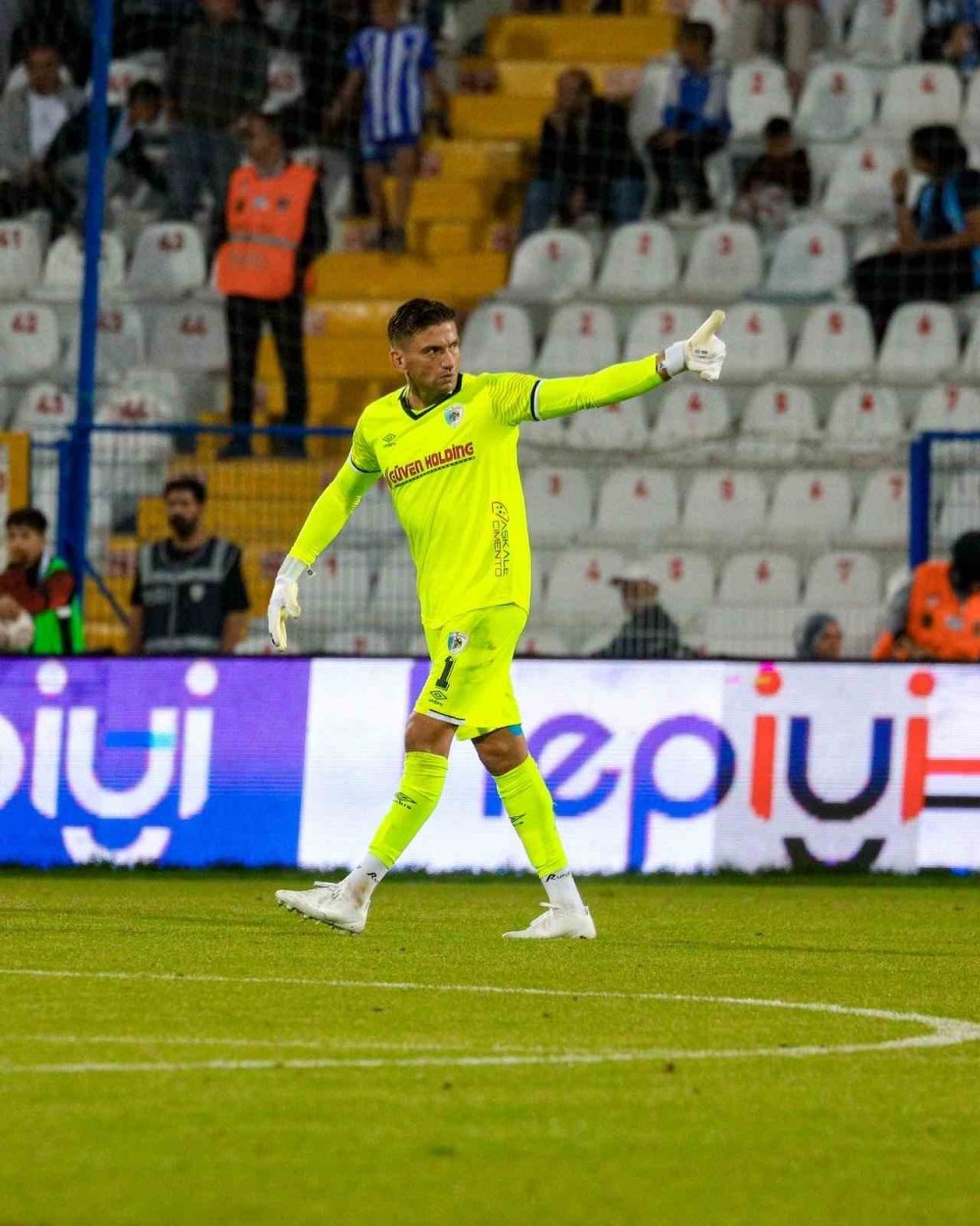 Süper Lig’in En Yaşlı 10 Oyuncusundan 4’ü Erzurumspor Fk’da