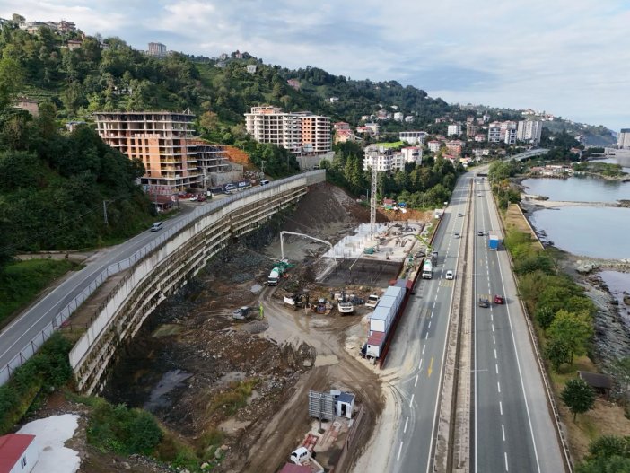 rize-yeni-terminal-binasi-1.jpg