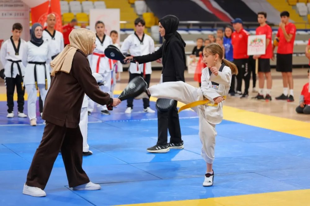 Bayburt’ta ’amatör Spor Haftası’ Etkinlikleri Düzenlendi