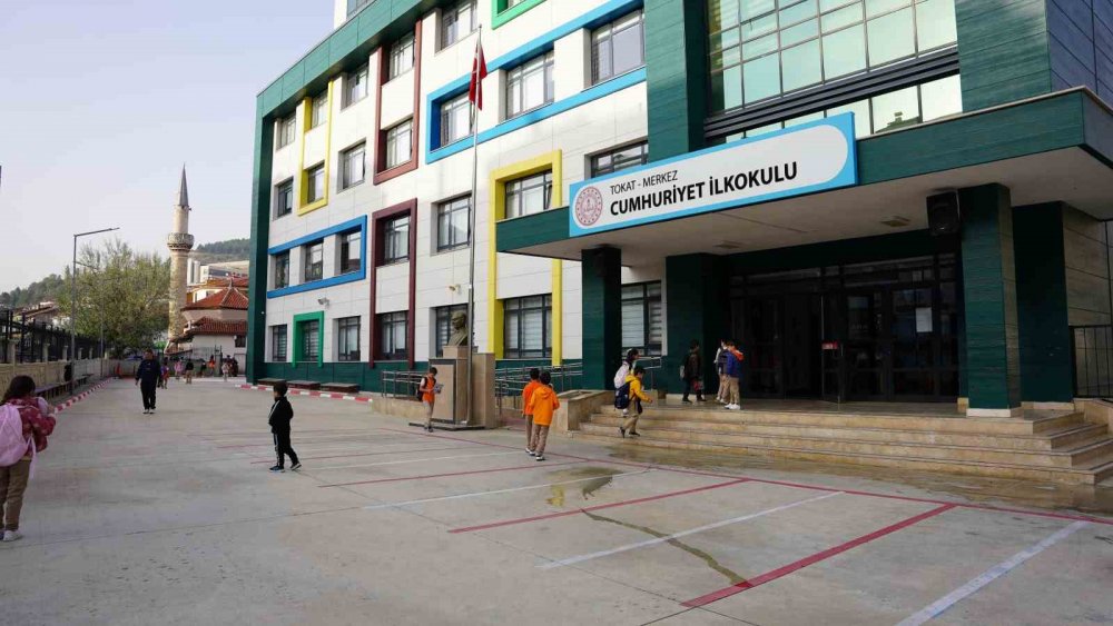 Tokat’ta Bir Günlük Aranın Ardından Okullar Yeniden Açıldı